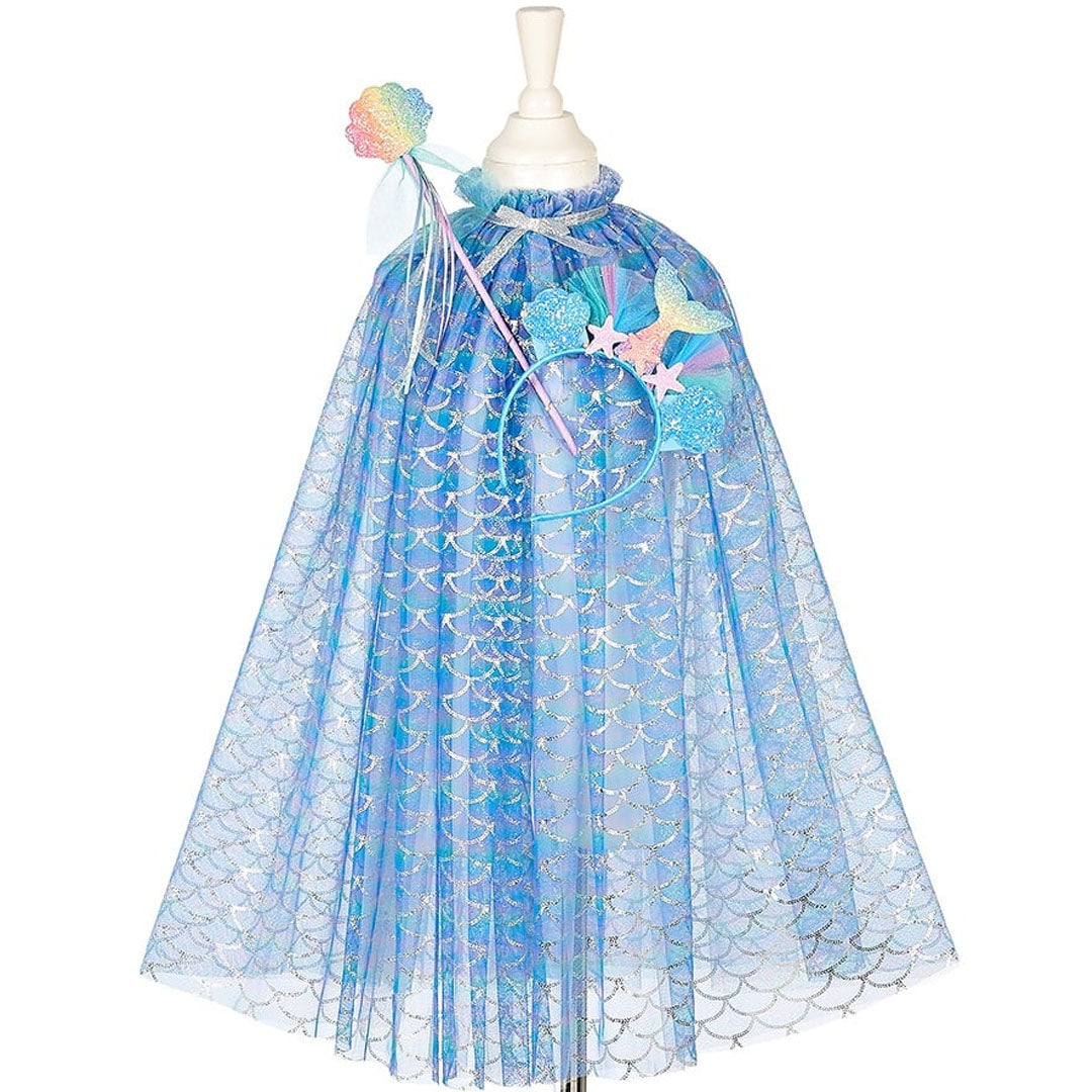 Souza for Kids zeemeermin verkleedcape met toverstaf en diadeem, blauw met schubbenpatroon.