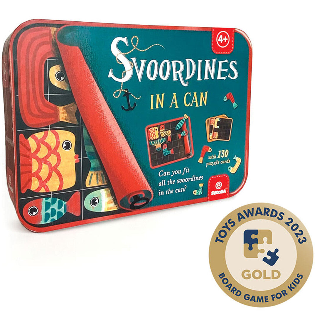 De rode metalen verpakking van het Svoora puzzelspel "Svoordines in a Can" met een "Toys Awards 2023 Gold" sticker.