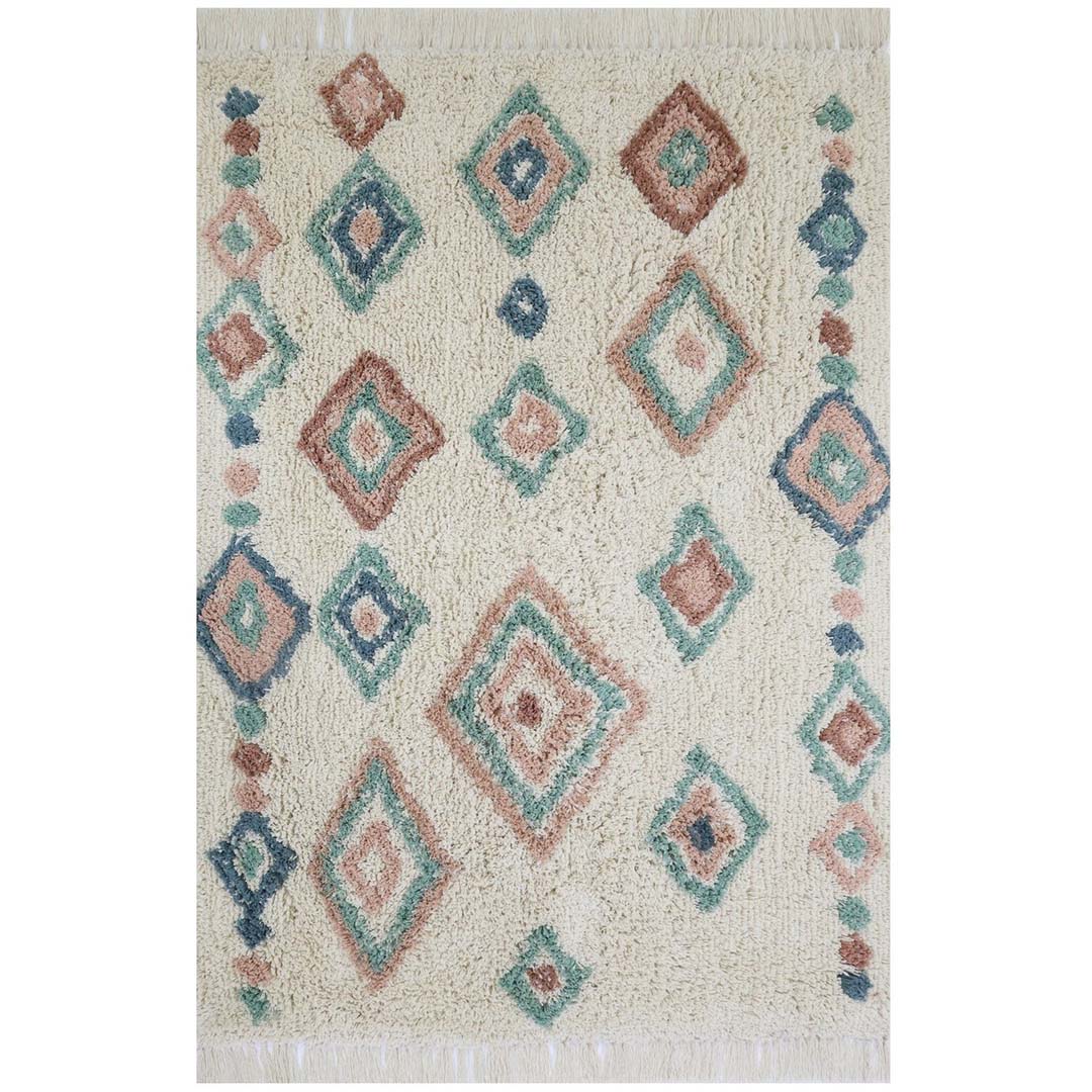 Tapis Petit vloerkleed met beige ondergrond en gekleurd diamantpatroon.