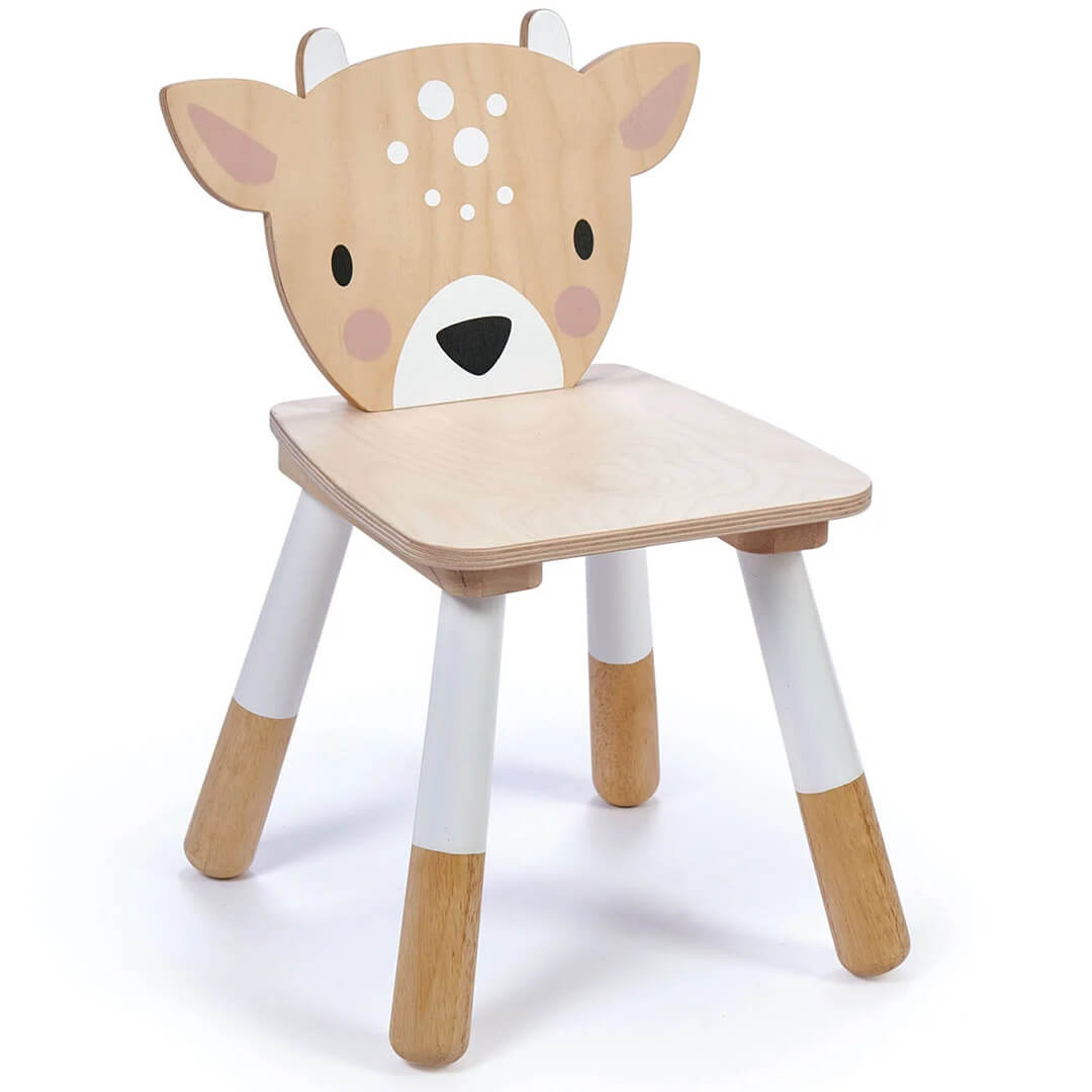 Tender Leaf Toys houten kinderstoel met een rugleuning in de vorm van een hert.