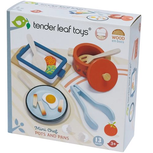 De verpakking van de Tender Leaf Toys houten speelgoedkeuken pannenset.