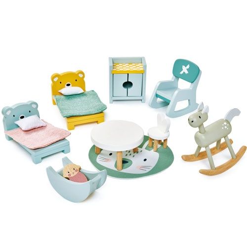 Tender Leaf Toys houten poppenhuis kinderkamer meubels met dieren thema, waaronder bedjes, een schommelpaard en een tafel.