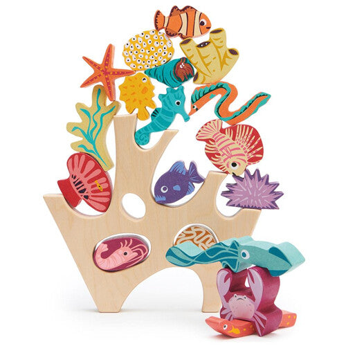 Tender Leaf Toys houten stapelspeelgoed met zeedieren en koraal, in een andere opstelling.