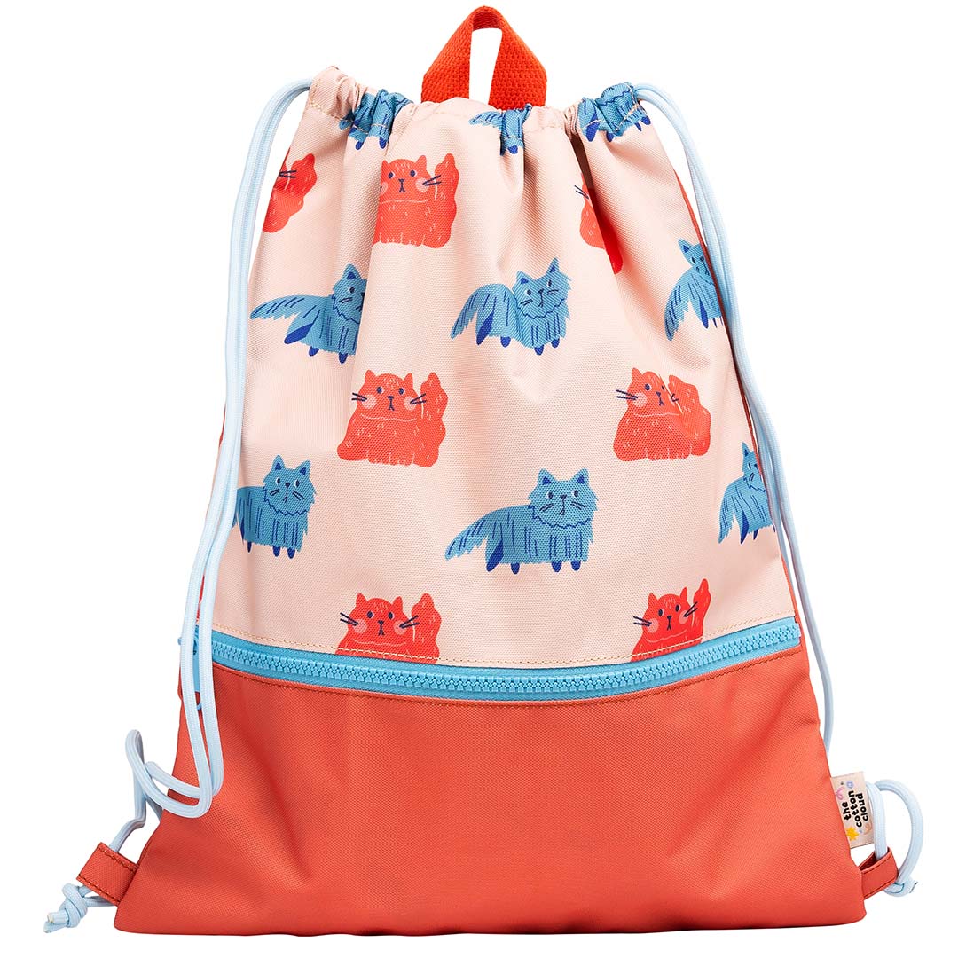 The cotton cloud gym- en zwemtas voor kinderen met een patroon van blauwe en oranje katten.