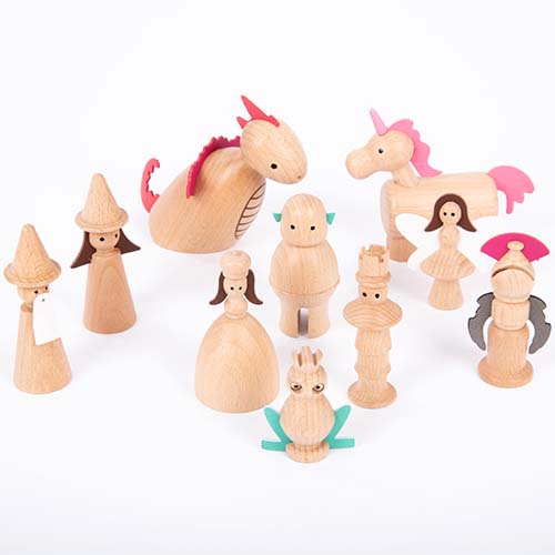 tickit houten sprookjesfiguren set met tien verschillende karakters.