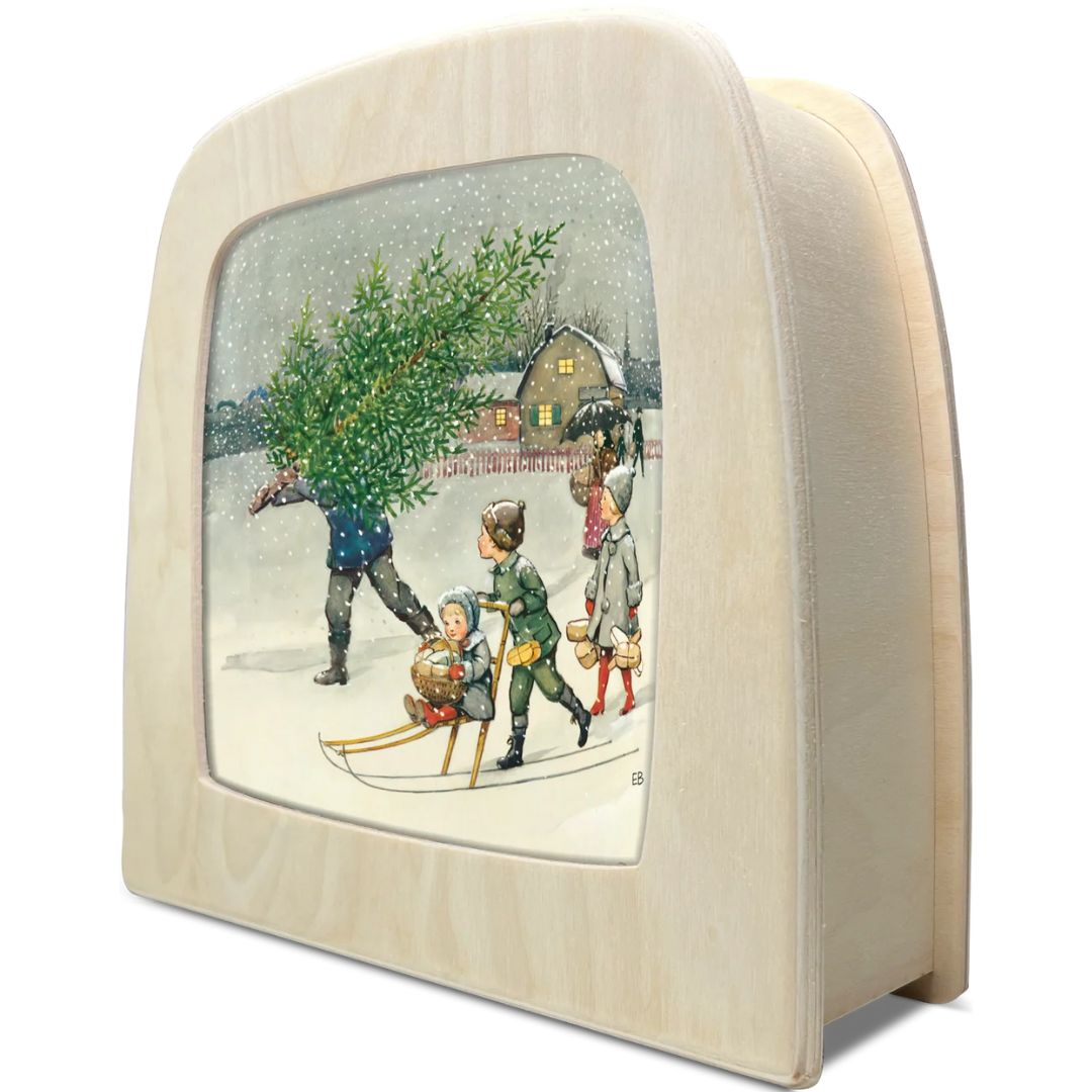 Toverlux toverplaat met winterse kerstscène in een houten Toverlux lampframe.