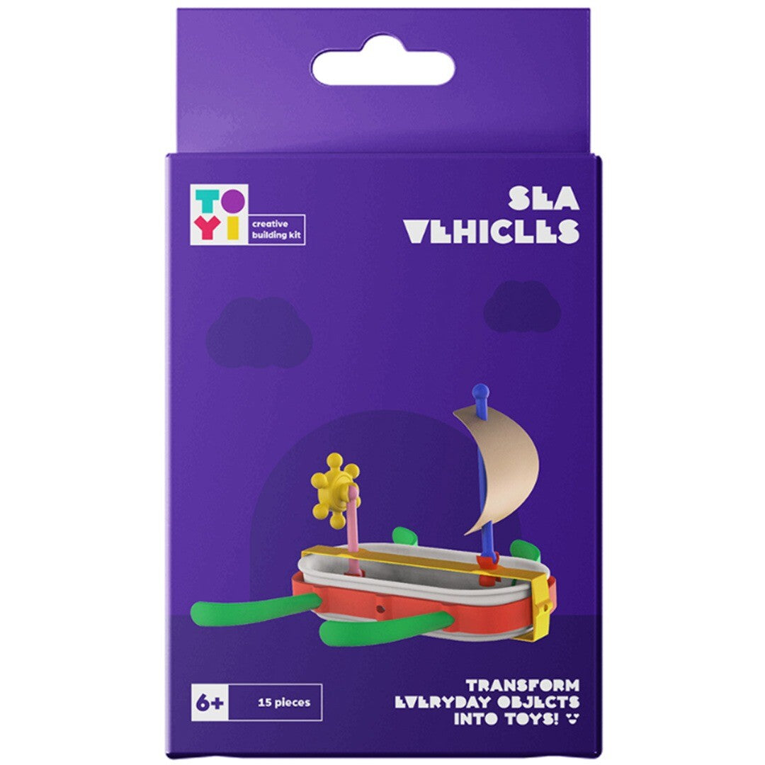 Verpakking van de Toyi knutselset 'Sea Vehicles' met een afbeelding van een zelfgemaakte boot.