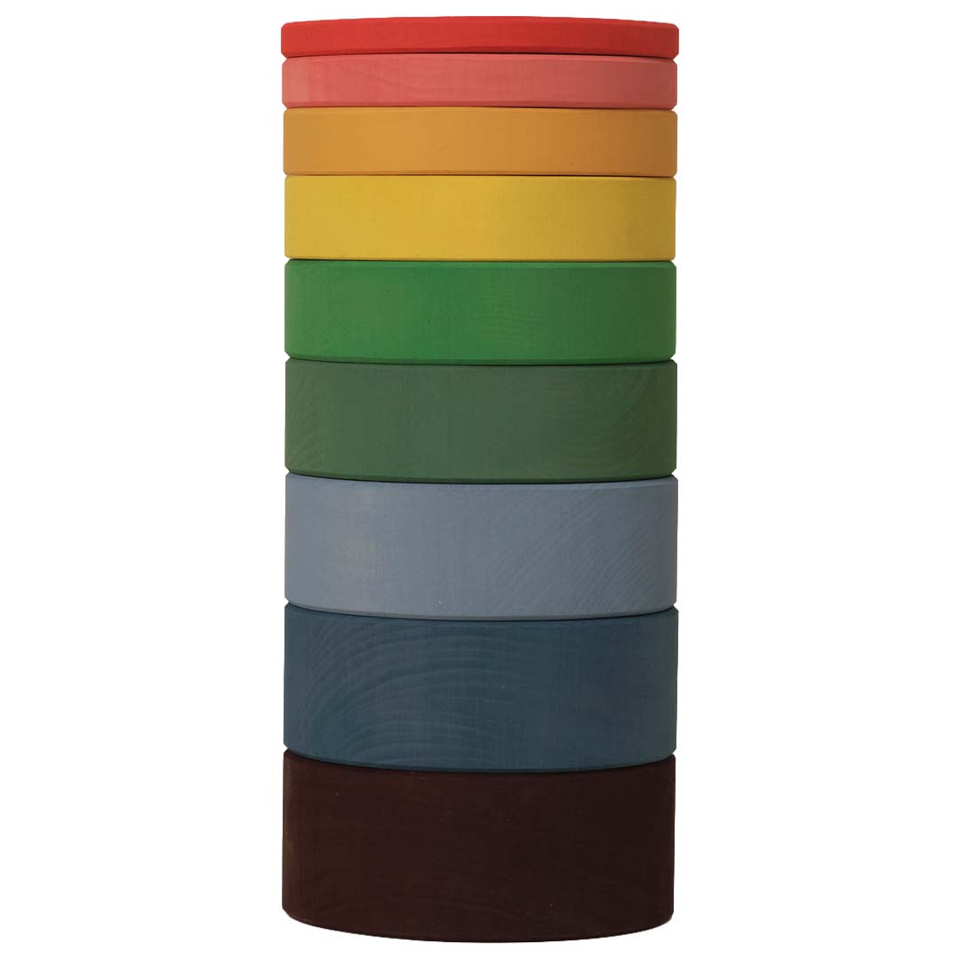 toyto houten stapeltoren met ronde, veelkleurige schijven verticaal gestapeld.