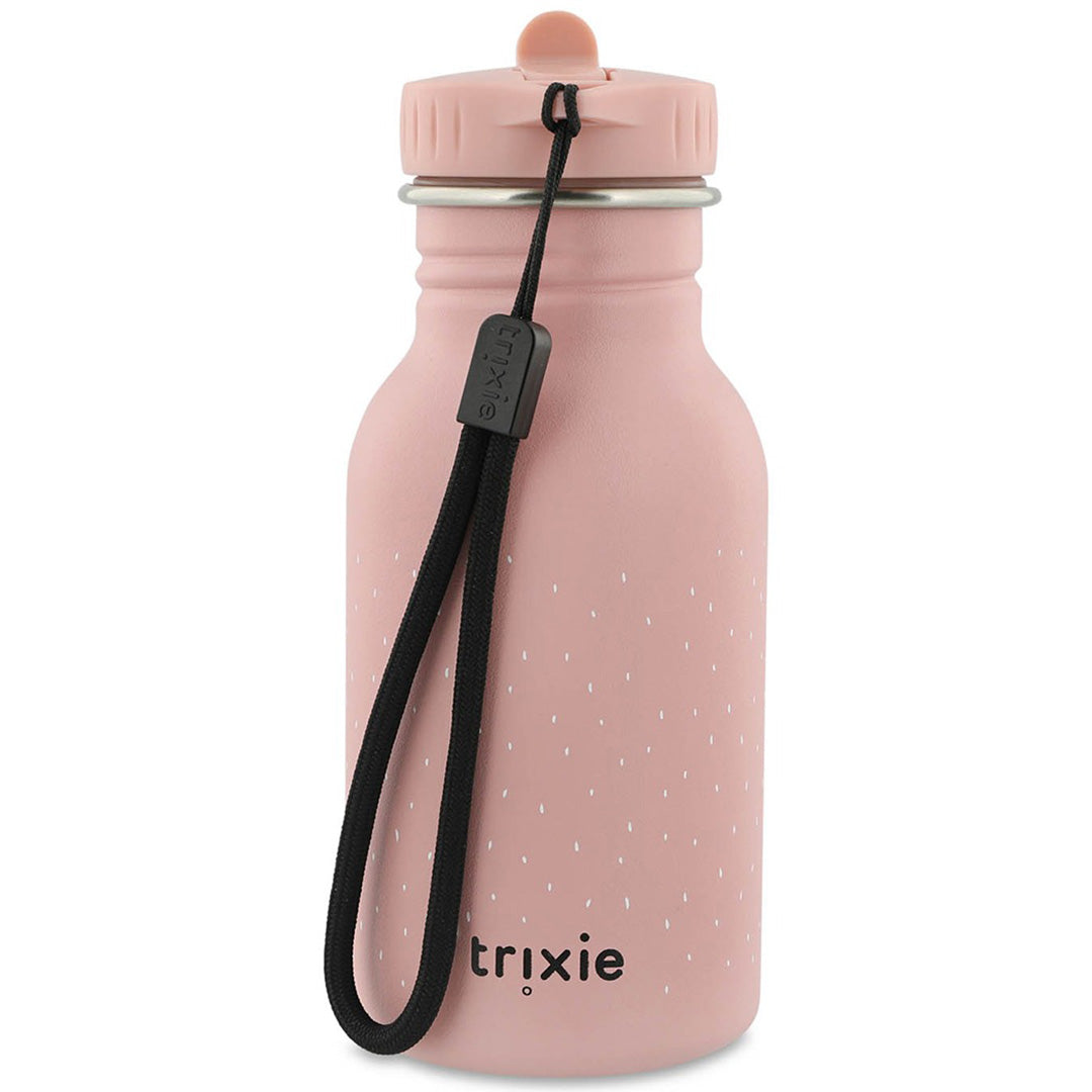 Trixie roze kinder drinkfles met vlinder, stippen, een zwart draagkoord en het Trixie logo.