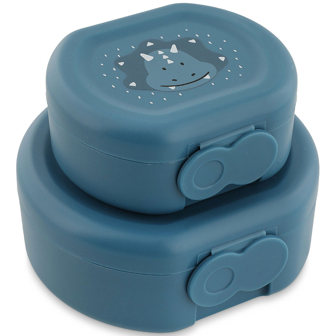 Twee gestapelde blauwe Trixie snackdoosjes met triceratops design en sluitclips.