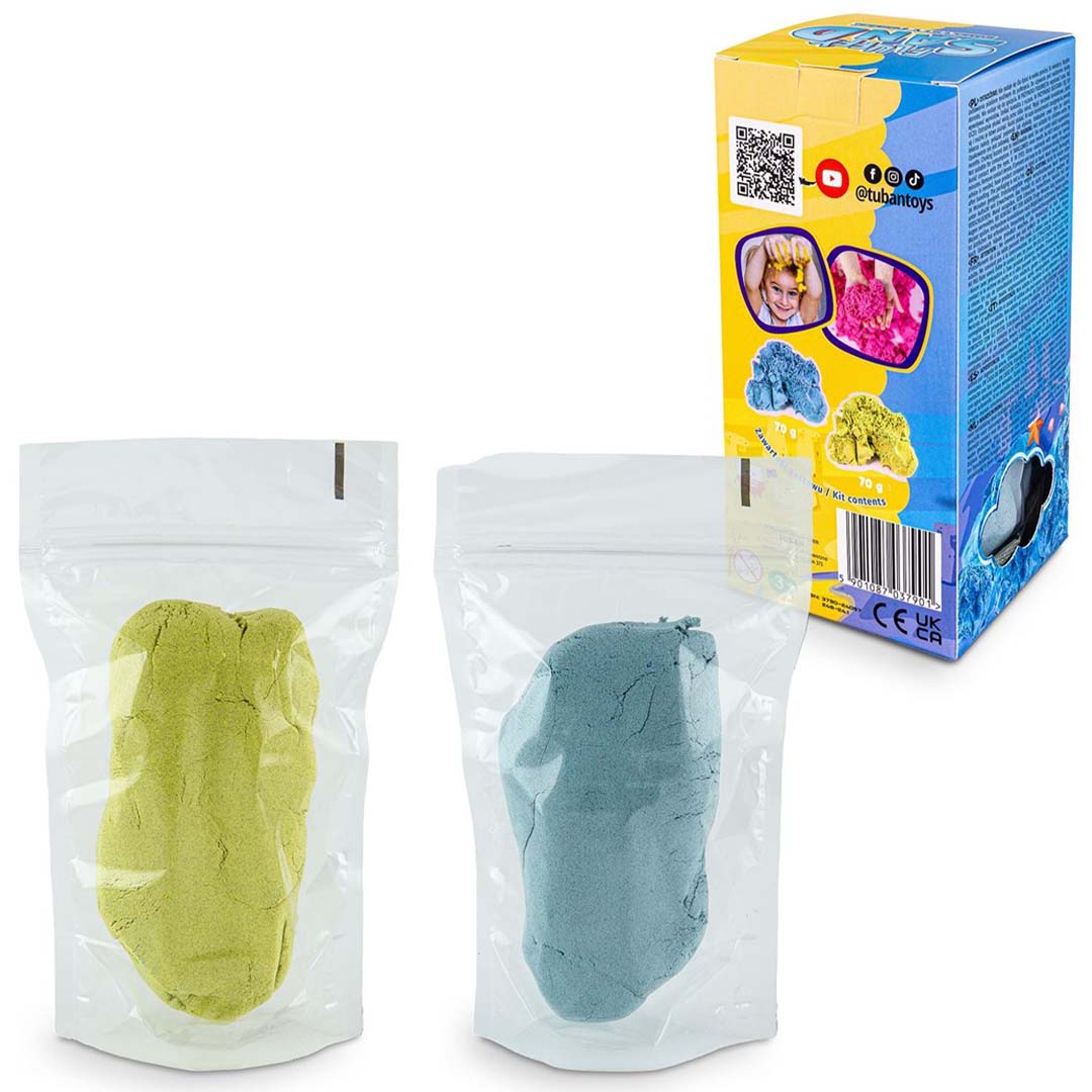 Twee doorzichtige zakjes met groen en blauw kinetisch zand.