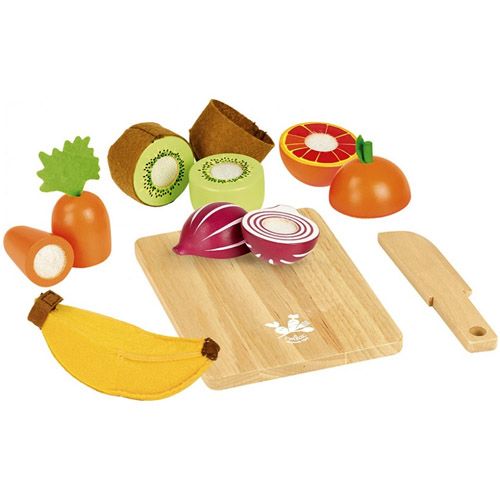 Vilac houten speelgoedset met snijplank, mes en diverse snijdbare groenten en fruit zoals kiwi, wortel, ui, sinaasappel en banaan.