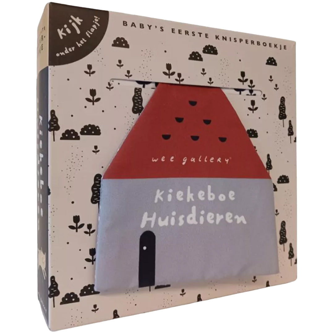 De schuine voorkant van de verpakking van het Wee Gallery knisperboekje Kiekeboe Huisdieren, met een huisvormig design.