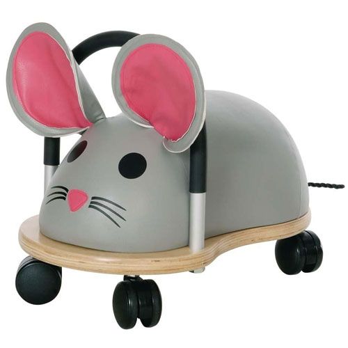 Wheelybug loopwagen in de vorm van een grijze muis met roze oren.