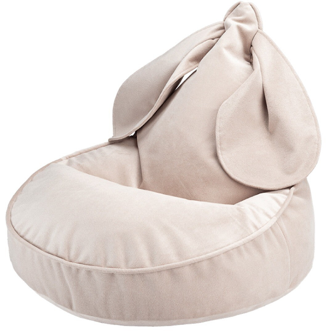 wigiwama fluwelen zitzak in de vorm van een beige konijn.