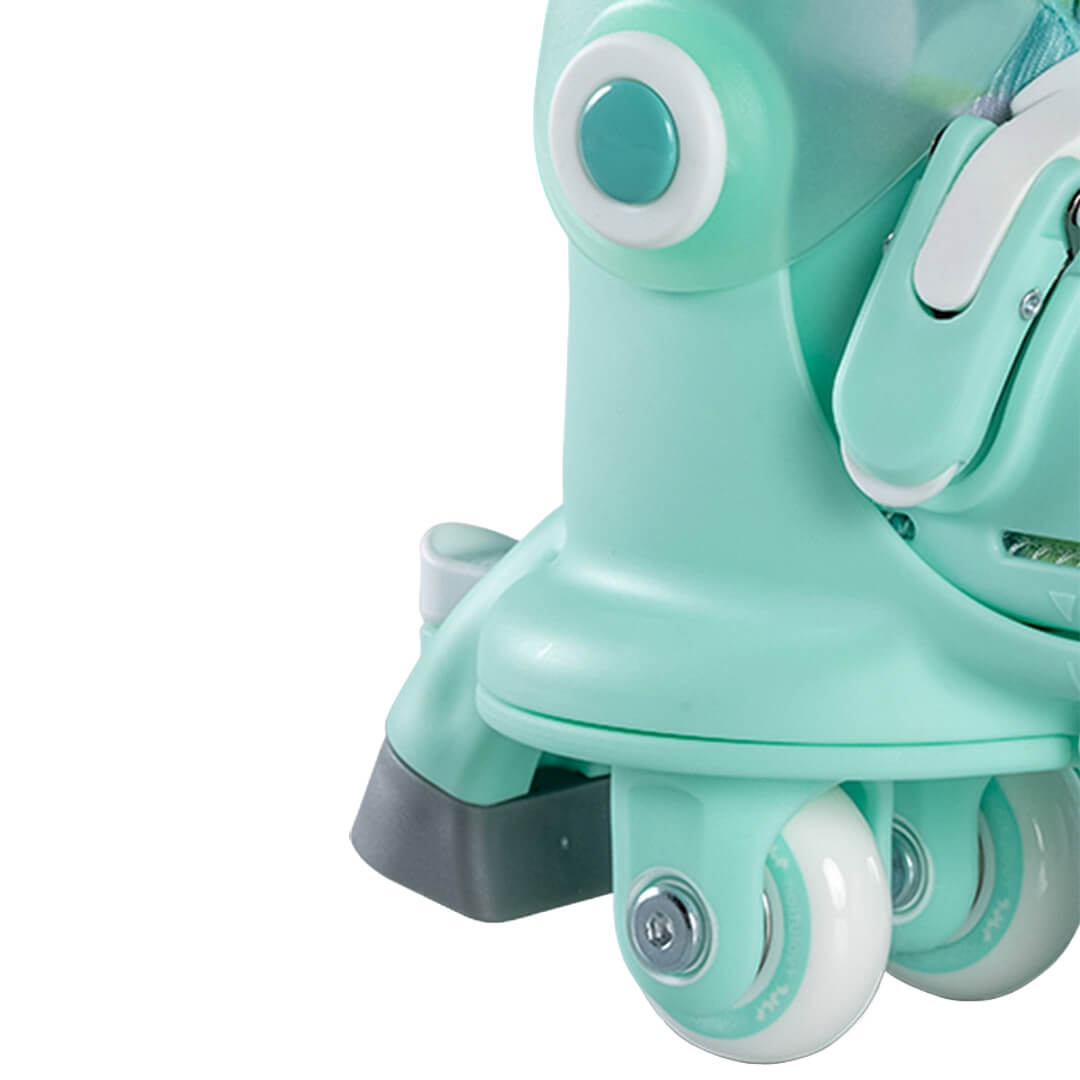 Detailfoto van de wielen en de onderkant van een mintgroene kinder rolschaats.